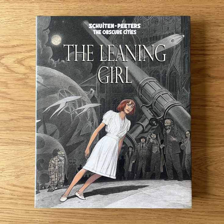 The leaning girl